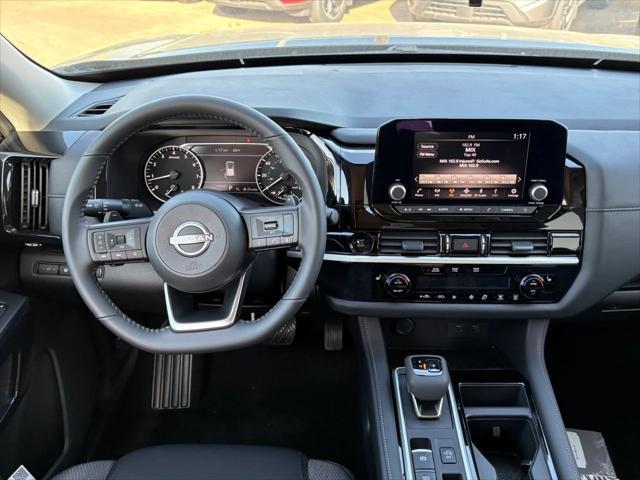 new 2025 Nissan Pathfinder car, priced at $39,294