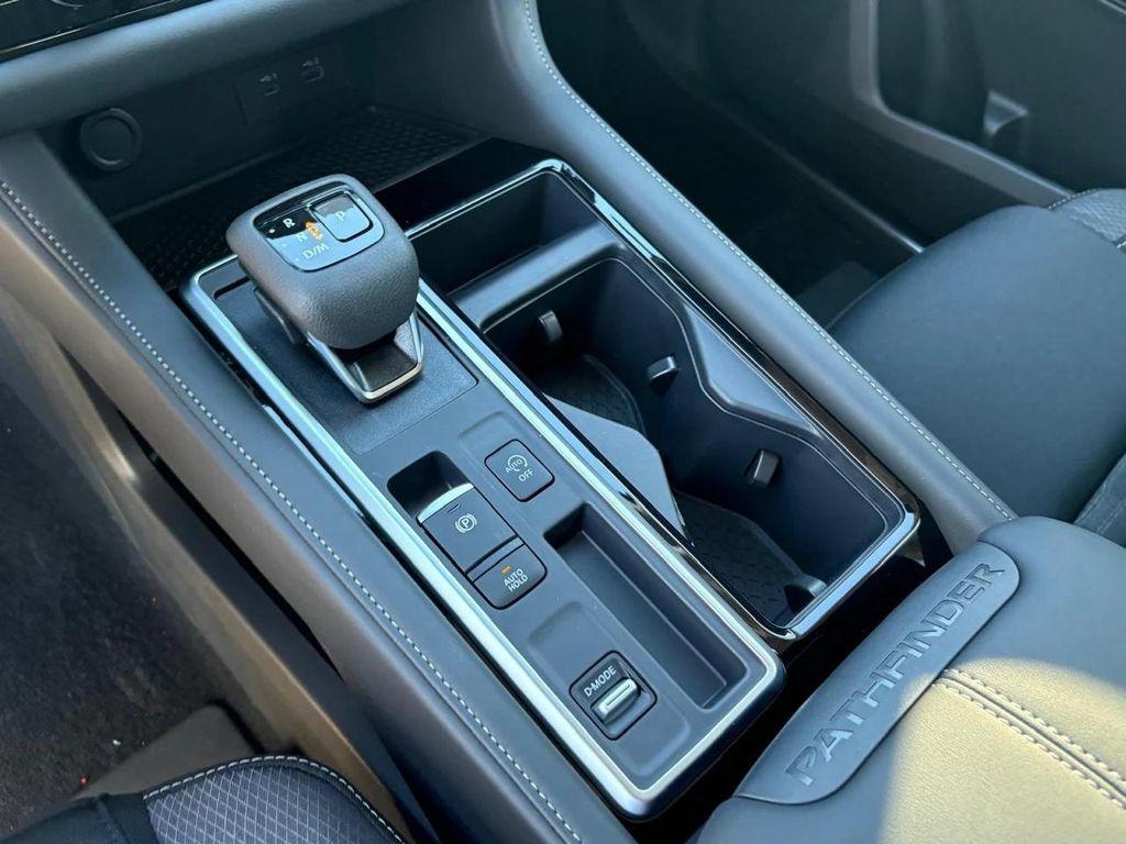 new 2025 Nissan Pathfinder car, priced at $32,614