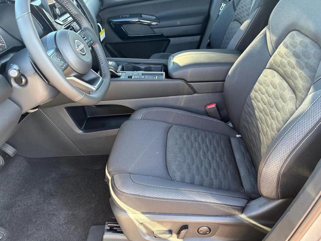 new 2025 Nissan Pathfinder car, priced at $32,614