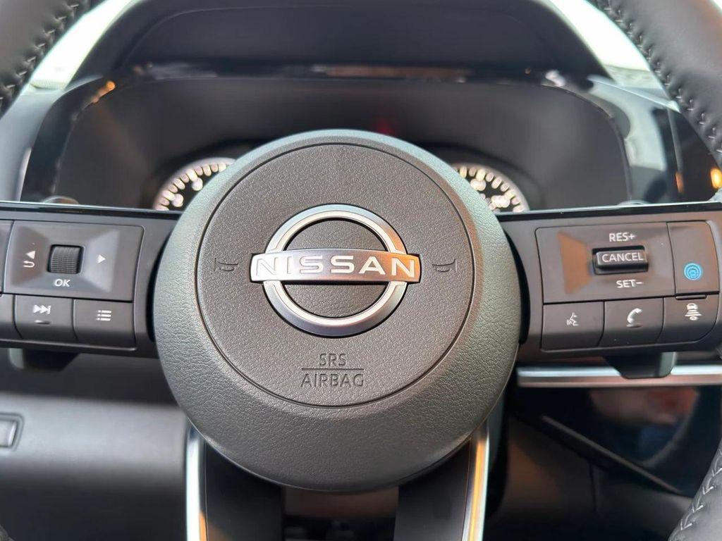 new 2025 Nissan Pathfinder car, priced at $33,348