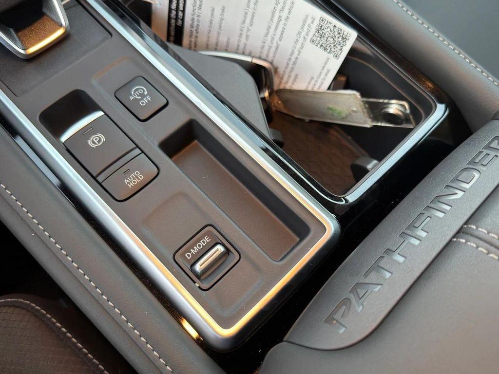 new 2025 Nissan Pathfinder car, priced at $33,348