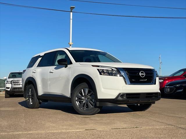 new 2025 Nissan Pathfinder car, priced at $34,812