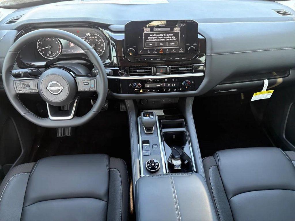 new 2025 Nissan Pathfinder car, priced at $39,686