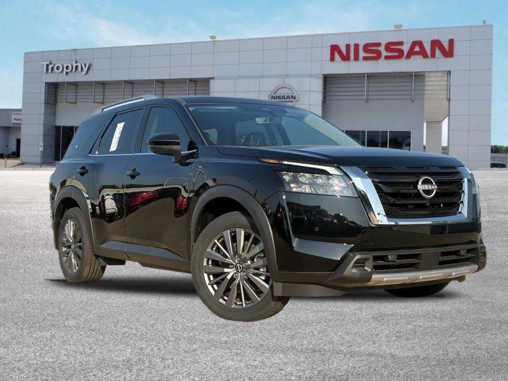 new 2025 Nissan Pathfinder car, priced at $45,036
