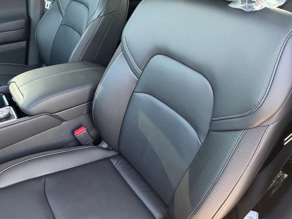 new 2025 Nissan Pathfinder car, priced at $39,686