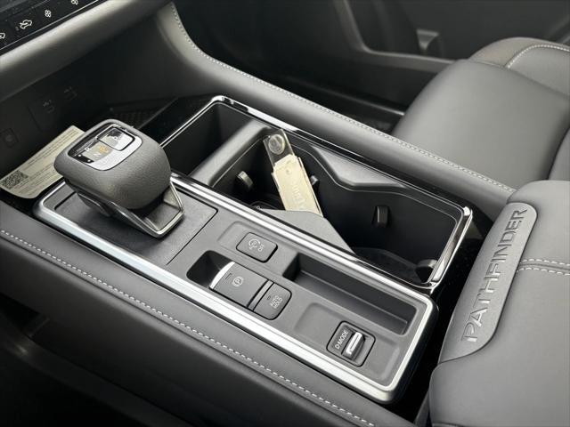 new 2025 Nissan Pathfinder car, priced at $44,960