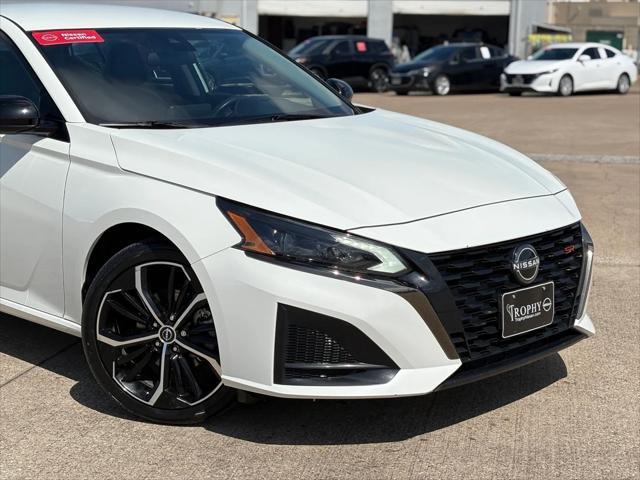 used 2023 Nissan Altima car, priced at $21,377