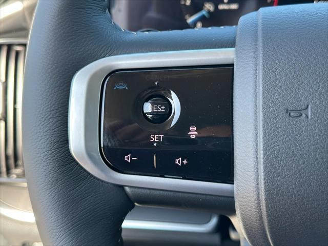 new 2025 Nissan Armada car, priced at $58,106