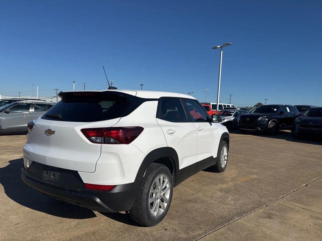 used 2024 Chevrolet TrailBlazer car, priced at $17,162