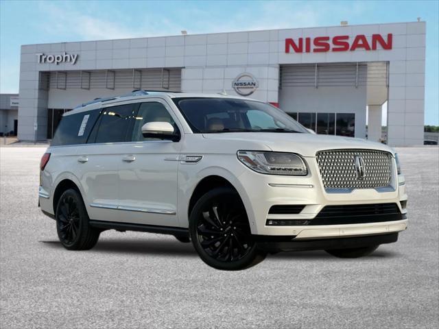 used 2020 Lincoln Navigator car, priced at $30,451