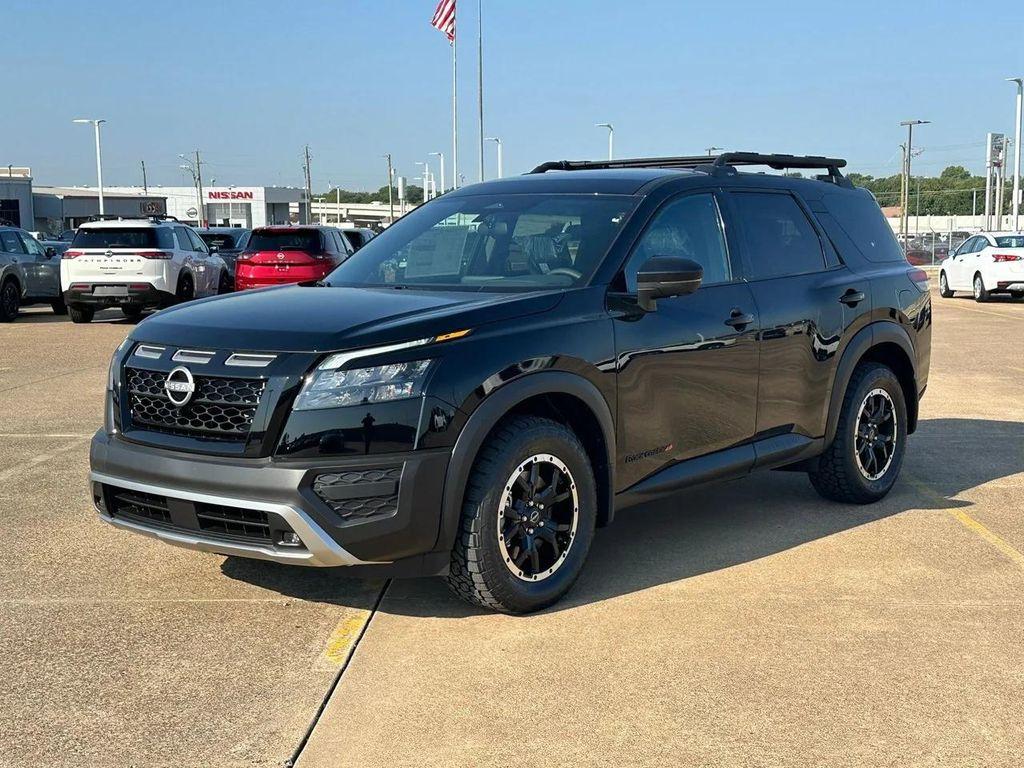 new 2025 Nissan Pathfinder car, priced at $35,085