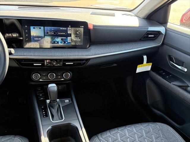 new 2025 Nissan Kicks car, priced at $27,578