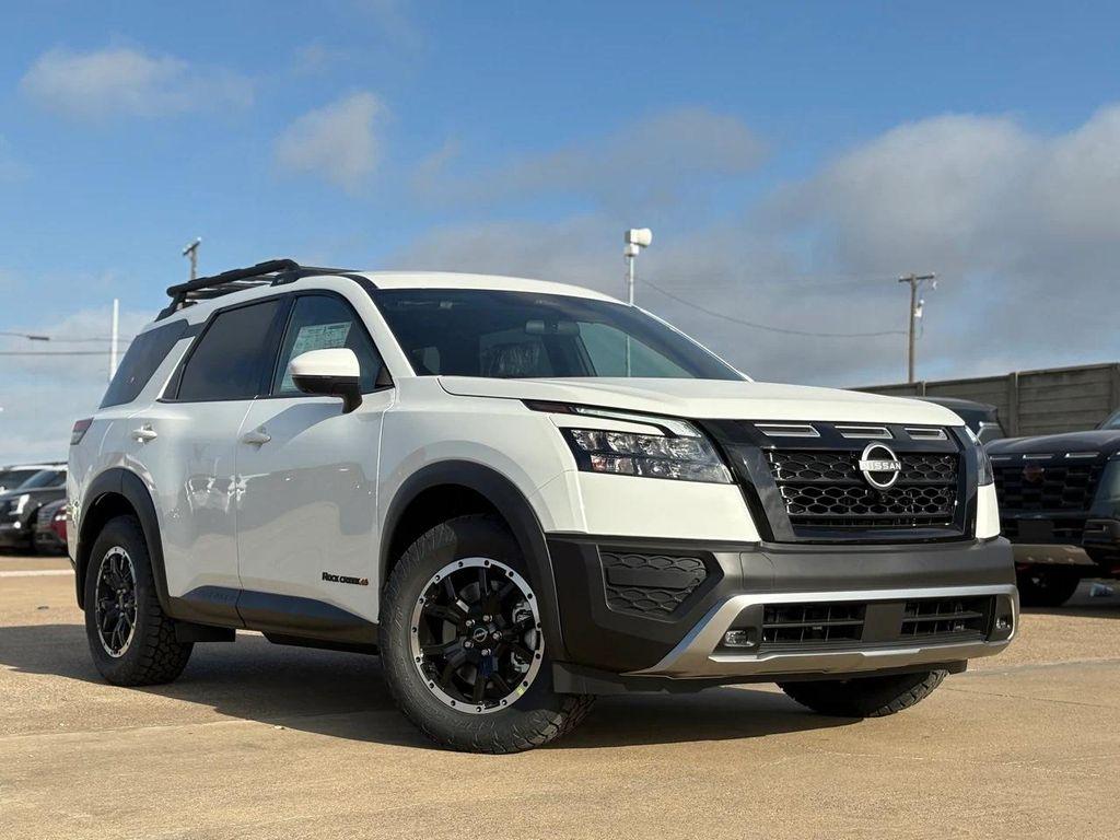 new 2025 Nissan Pathfinder car, priced at $35,094