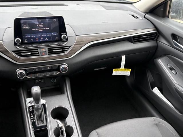 new 2025 Nissan Altima car, priced at $27,838