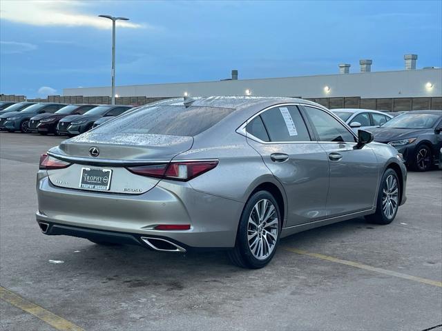 used 2020 Lexus ES 350 car, priced at $31,196