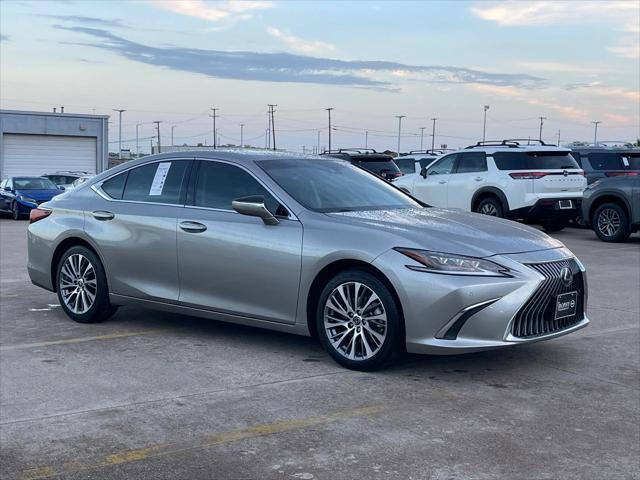 used 2020 Lexus ES 350 car, priced at $31,196