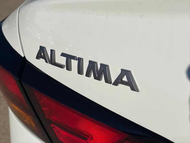 new 2025 Nissan Altima car, priced at $25,301