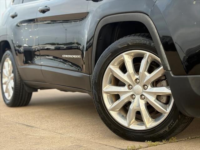 used 2017 Jeep Cherokee car, priced at $13,469