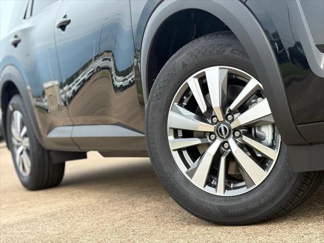 new 2025 Nissan Pathfinder car, priced at $44,565