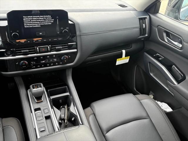 new 2025 Nissan Pathfinder car, priced at $44,565