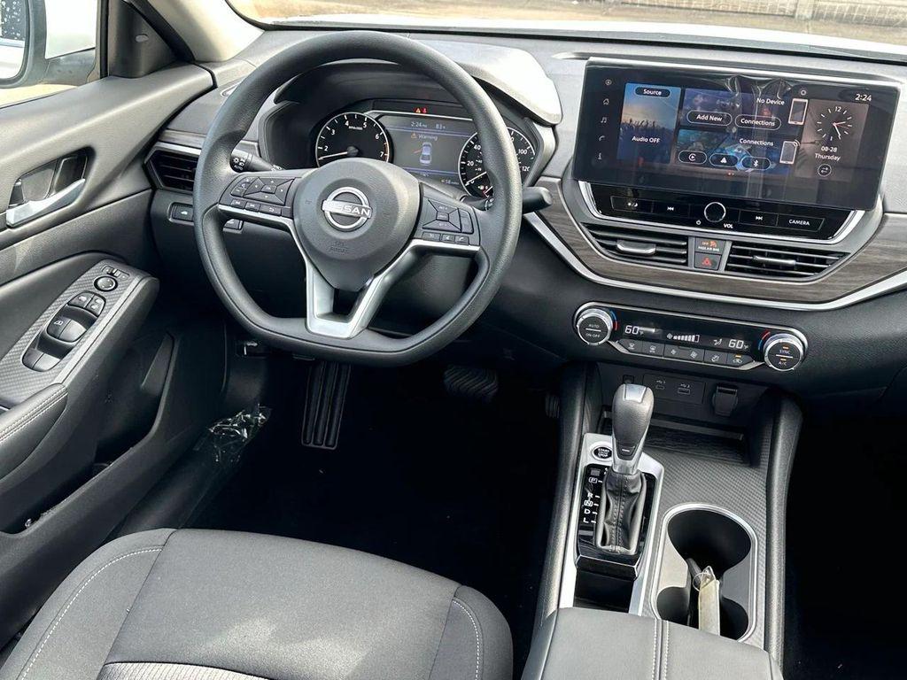 new 2025 Nissan Altima car, priced at $29,358