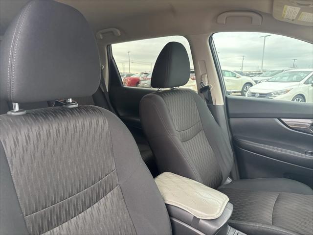 used 2019 Nissan Rogue car, priced at $15,989