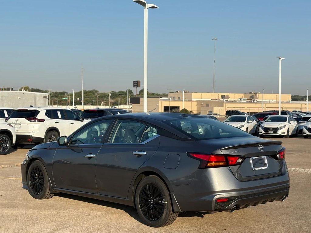 new 2025 Nissan Altima car, priced at $27,430