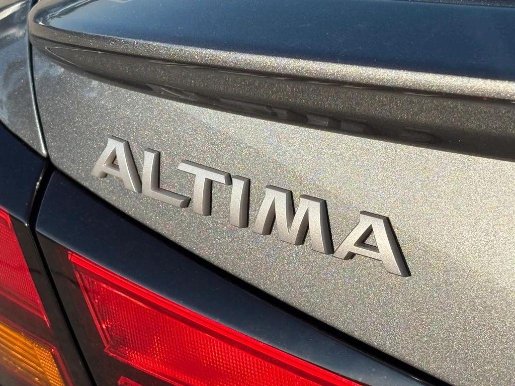 new 2025 Nissan Altima car, priced at $27,430