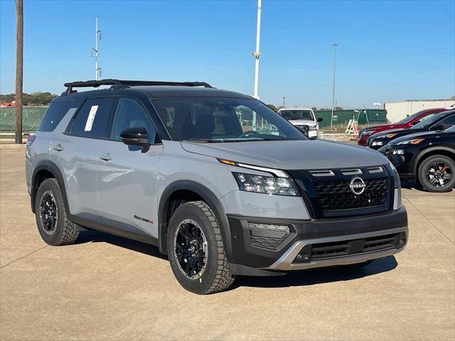 new 2025 Nissan Pathfinder car, priced at $44,677