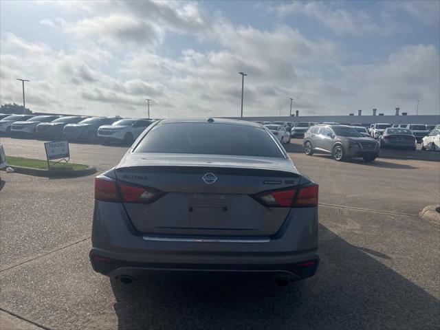 used 2022 Nissan Altima car, priced at $22,999