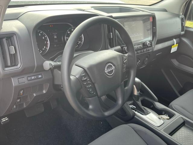 new 2025 Nissan Frontier car, priced at $30,586