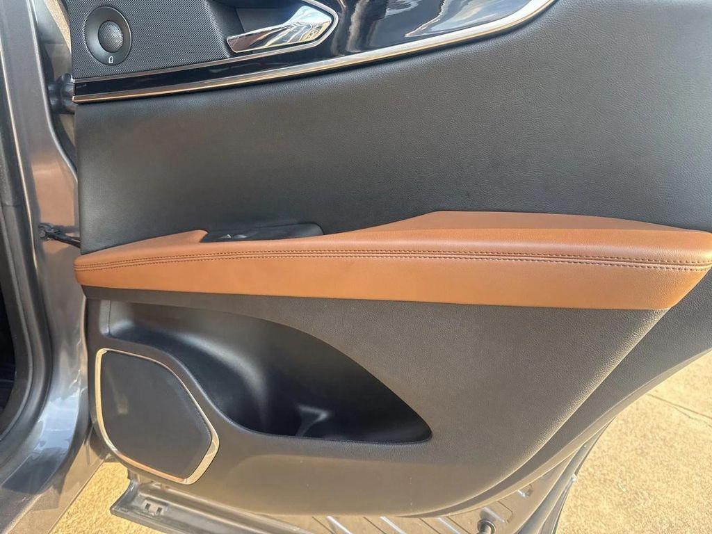 used 2021 Lincoln Nautilus car, priced at $24,995