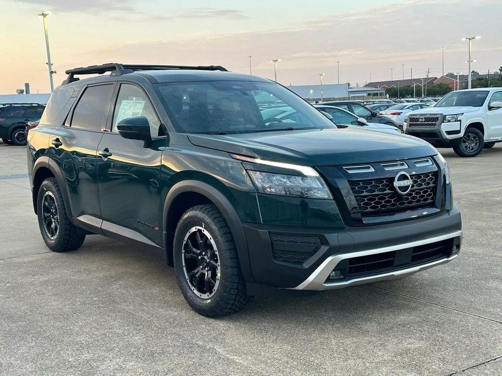 new 2025 Nissan Pathfinder car, priced at $35,085