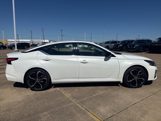 used 2023 Nissan Altima car, priced at $21,686