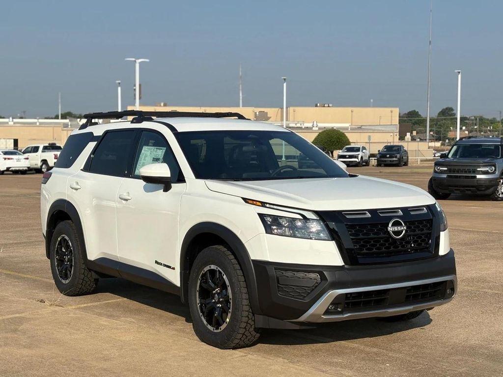 new 2025 Nissan Pathfinder car, priced at $35,085
