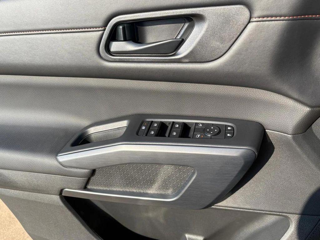 new 2025 Nissan Pathfinder car, priced at $35,085