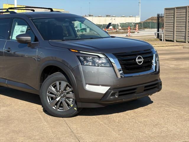 new 2025 Nissan Pathfinder car, priced at $39,707