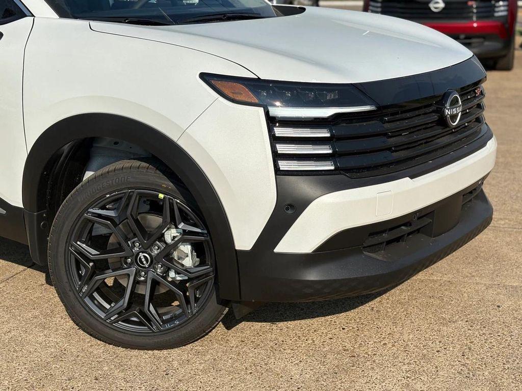 new 2026 Nissan Kicks car, priced at $31,049