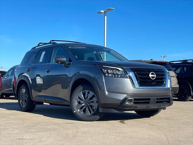 new 2025 Nissan Pathfinder car, priced at $38,437