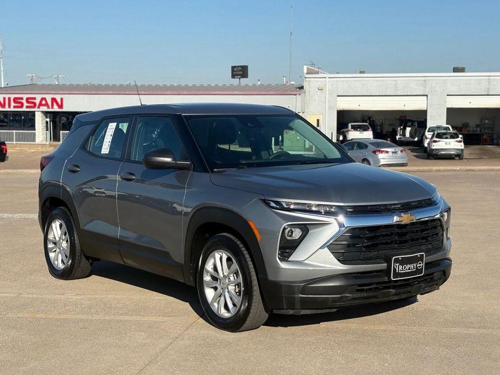 used 2024 Chevrolet TrailBlazer car, priced at $20,648