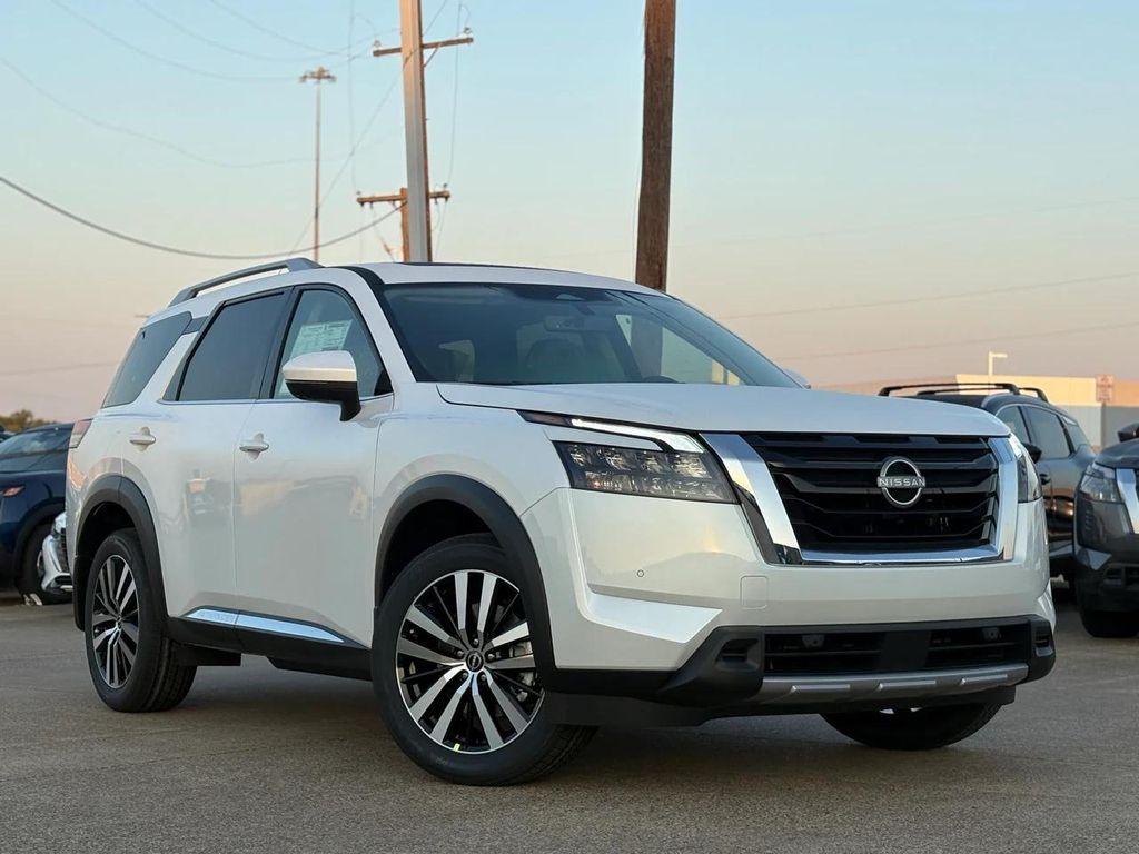 new 2025 Nissan Pathfinder car, priced at $41,118