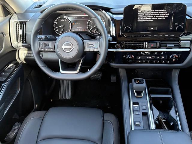 new 2025 Nissan Pathfinder car, priced at $43,785