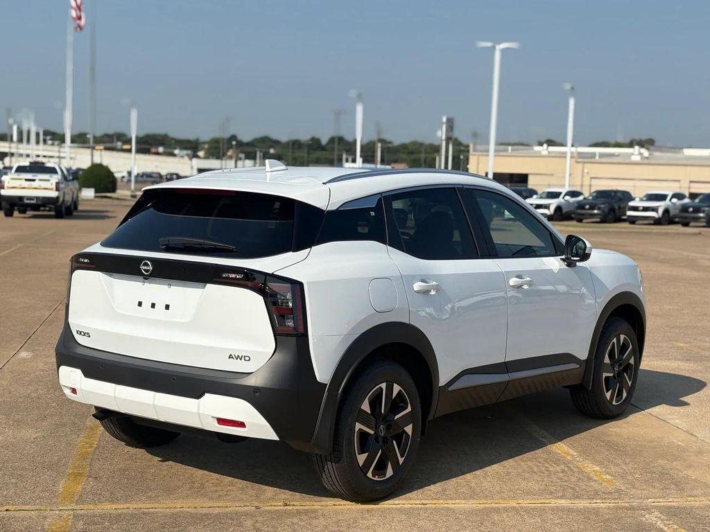 new 2025 Nissan Kicks car, priced at $27,336