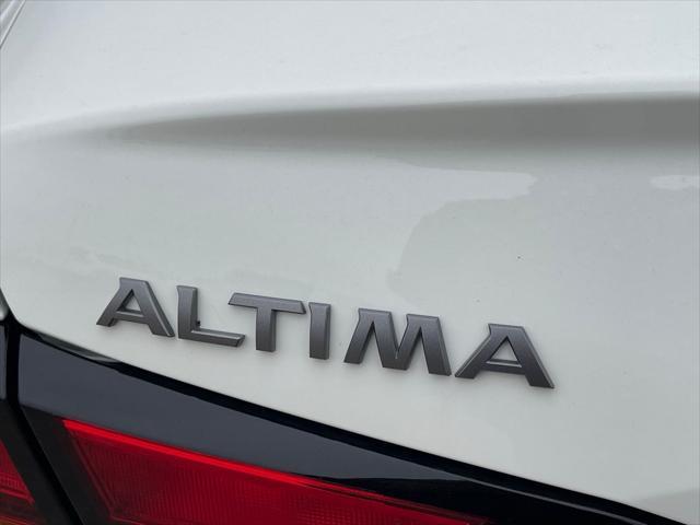 new 2025 Nissan Altima car, priced at $25,301