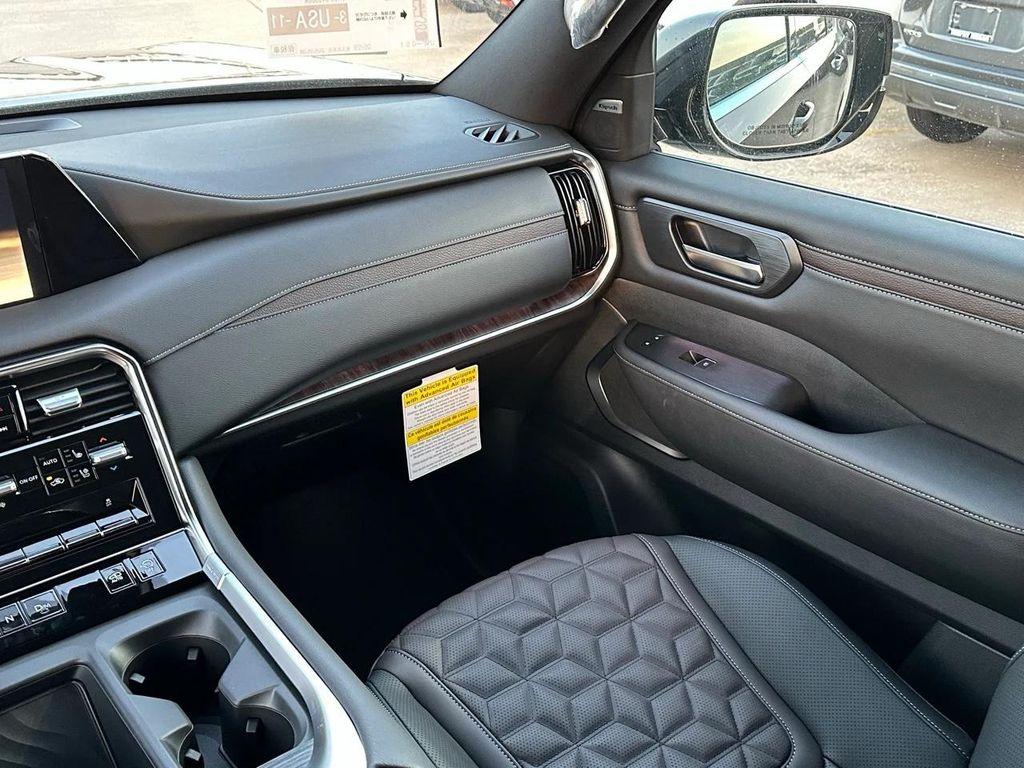 new 2025 Nissan Armada car, priced at $74,325