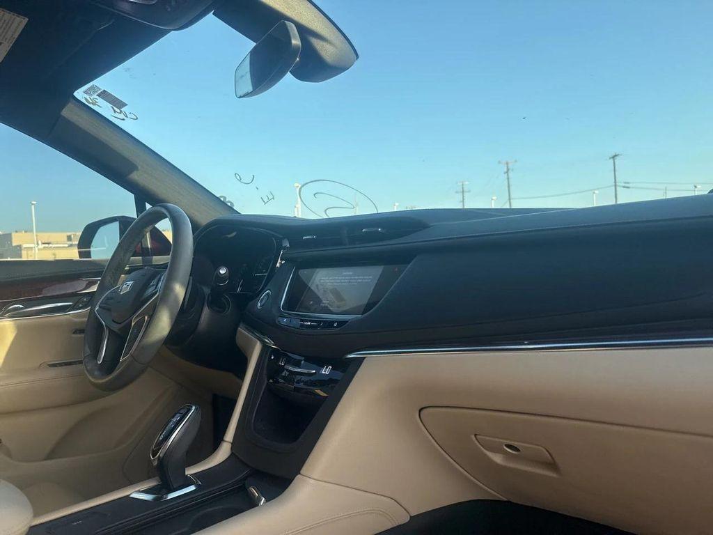 used 2017 Cadillac XT5 car, priced at $18,372