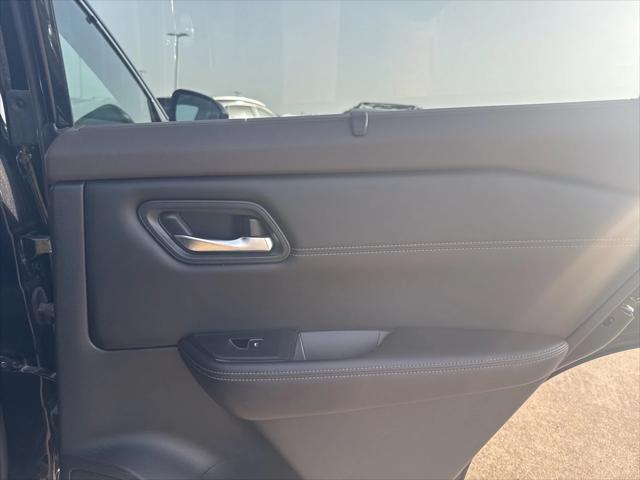 used 2023 Nissan Rogue car, priced at $23,925