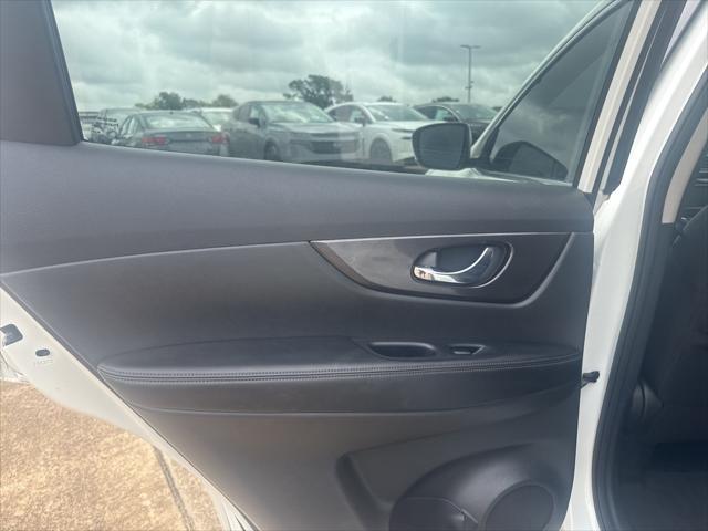 used 2020 Nissan Rogue car, priced at $15,450