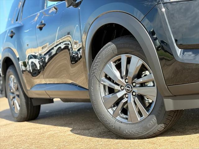 new 2025 Nissan Pathfinder car, priced at $35,922