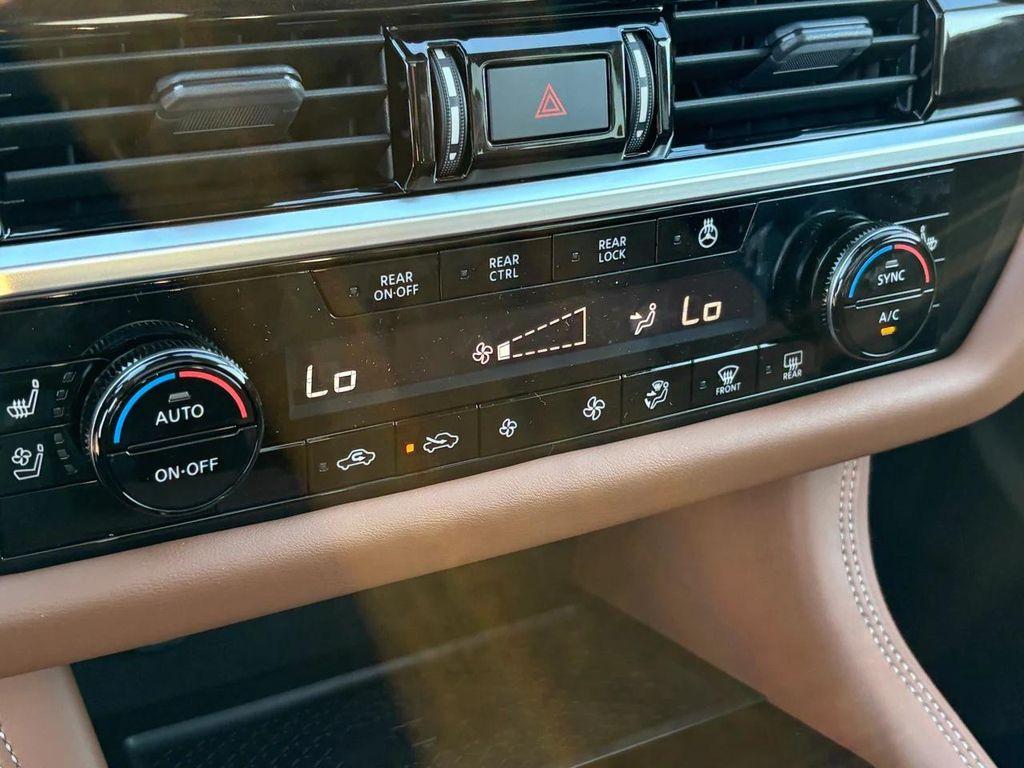 new 2025 Nissan Pathfinder car, priced at $41,118